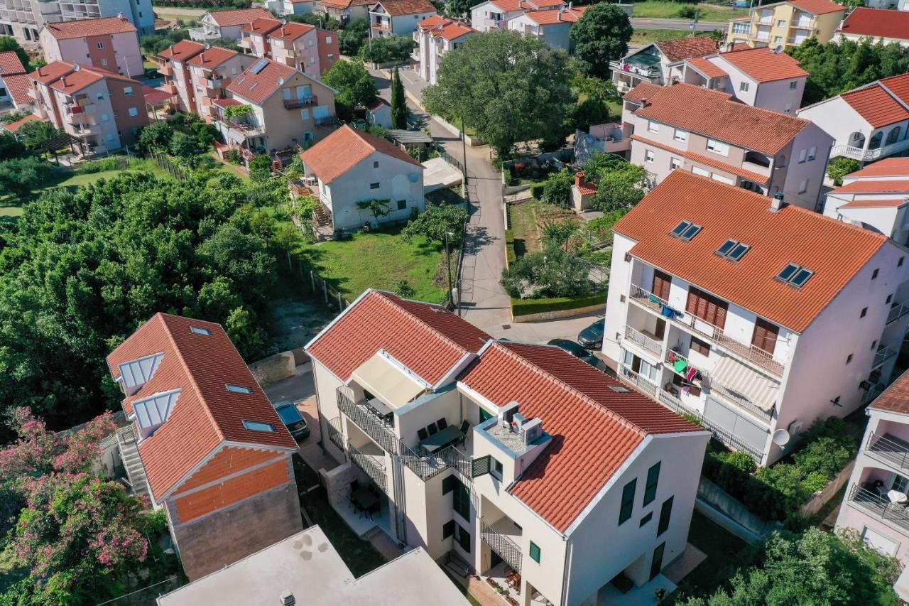 Apartments Mila Свети-Филип-и-Яков Экстерьер фото