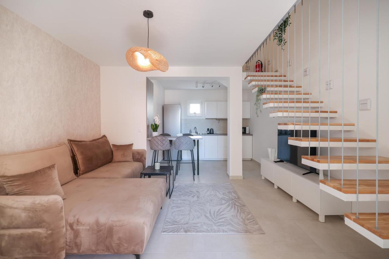 Apartments Mila Свети-Филип-и-Яков Экстерьер фото