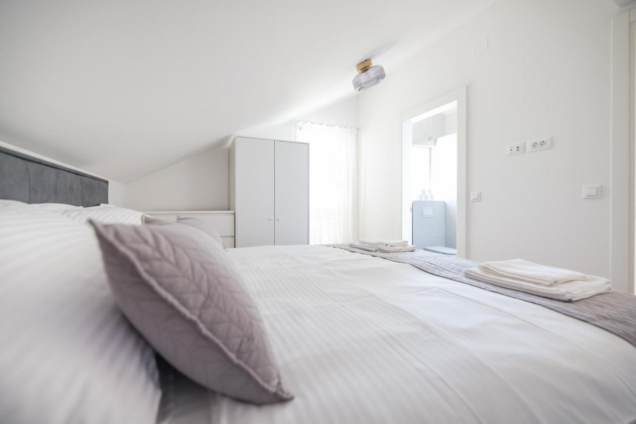 Apartments Mila Свети-Филип-и-Яков Экстерьер фото